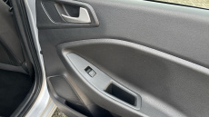 Hyundai i20 1.2 MPi SE 5dr Petrol Hatchback